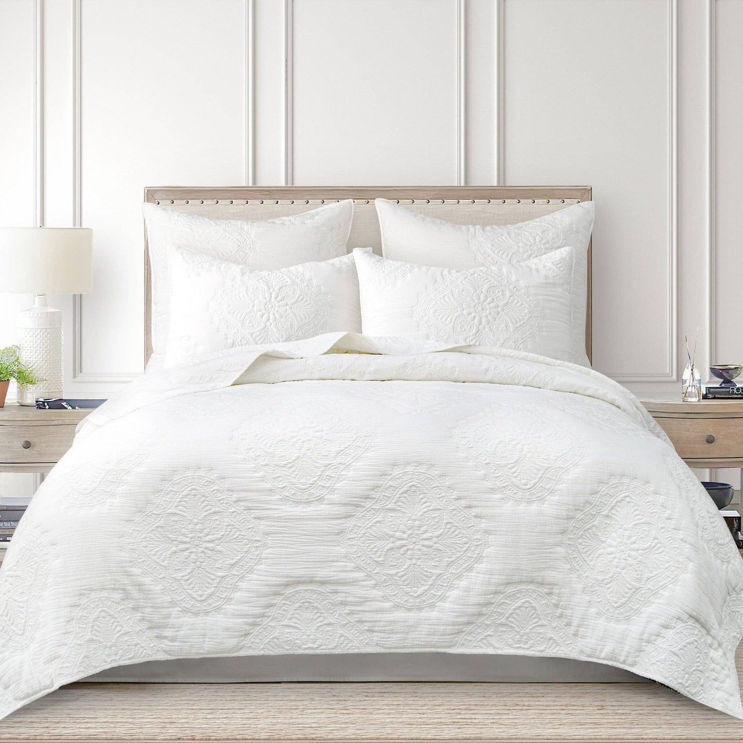 Muslin Stitch Quilt Set: White