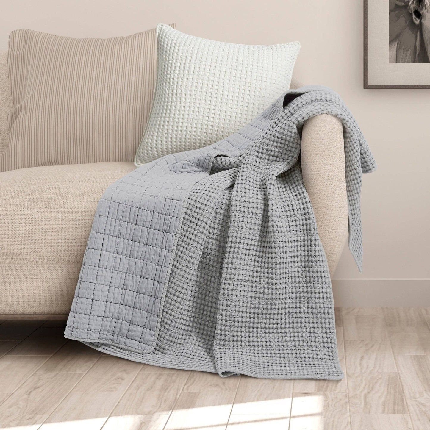 Mills Waffle Quilted Throw: Grey
