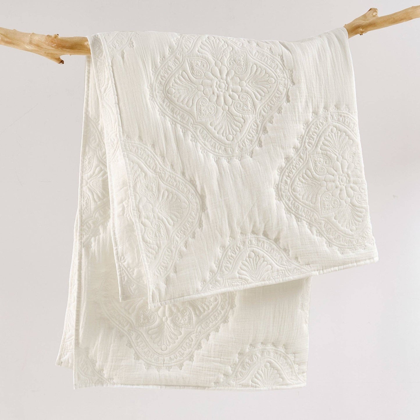 Muslin Stitch Quilted Throw: Cream