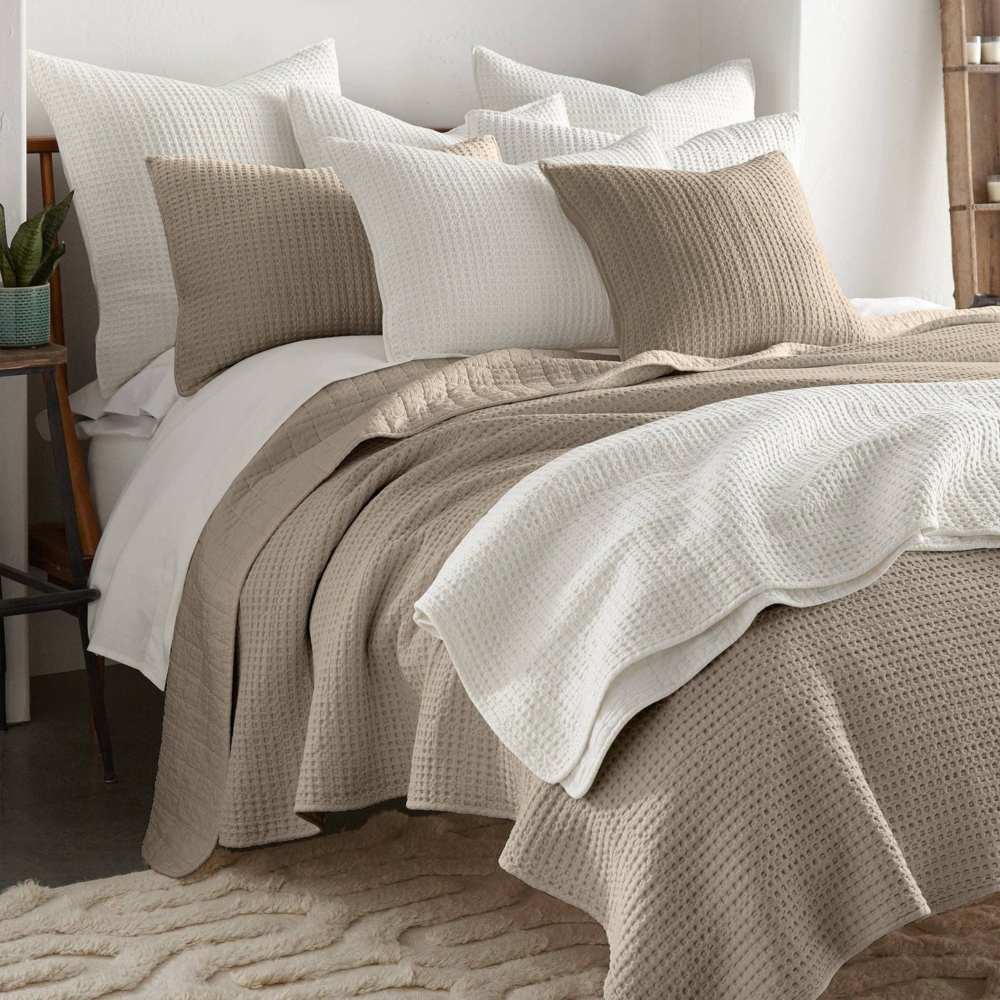 Mills Waffle Quilt Set: Taupe