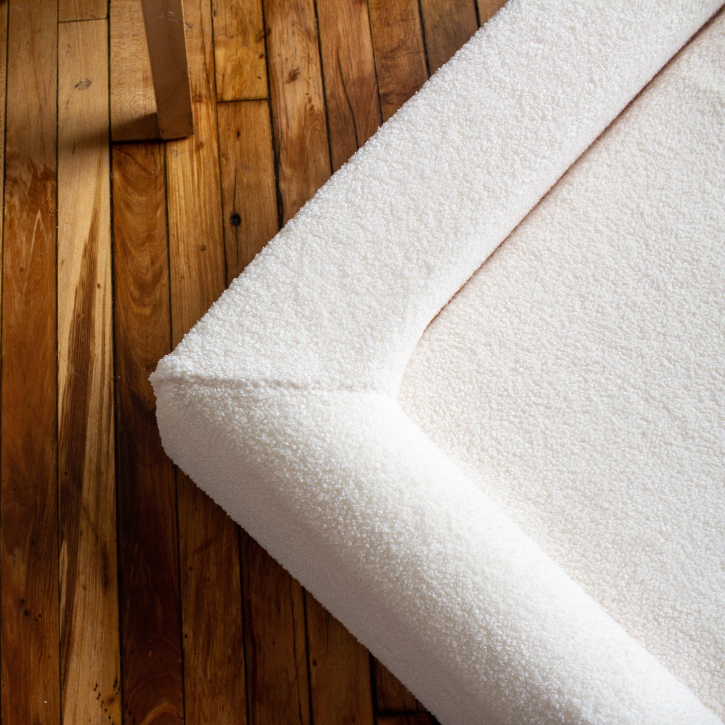 Teddy Dog Bed: Brown / L
