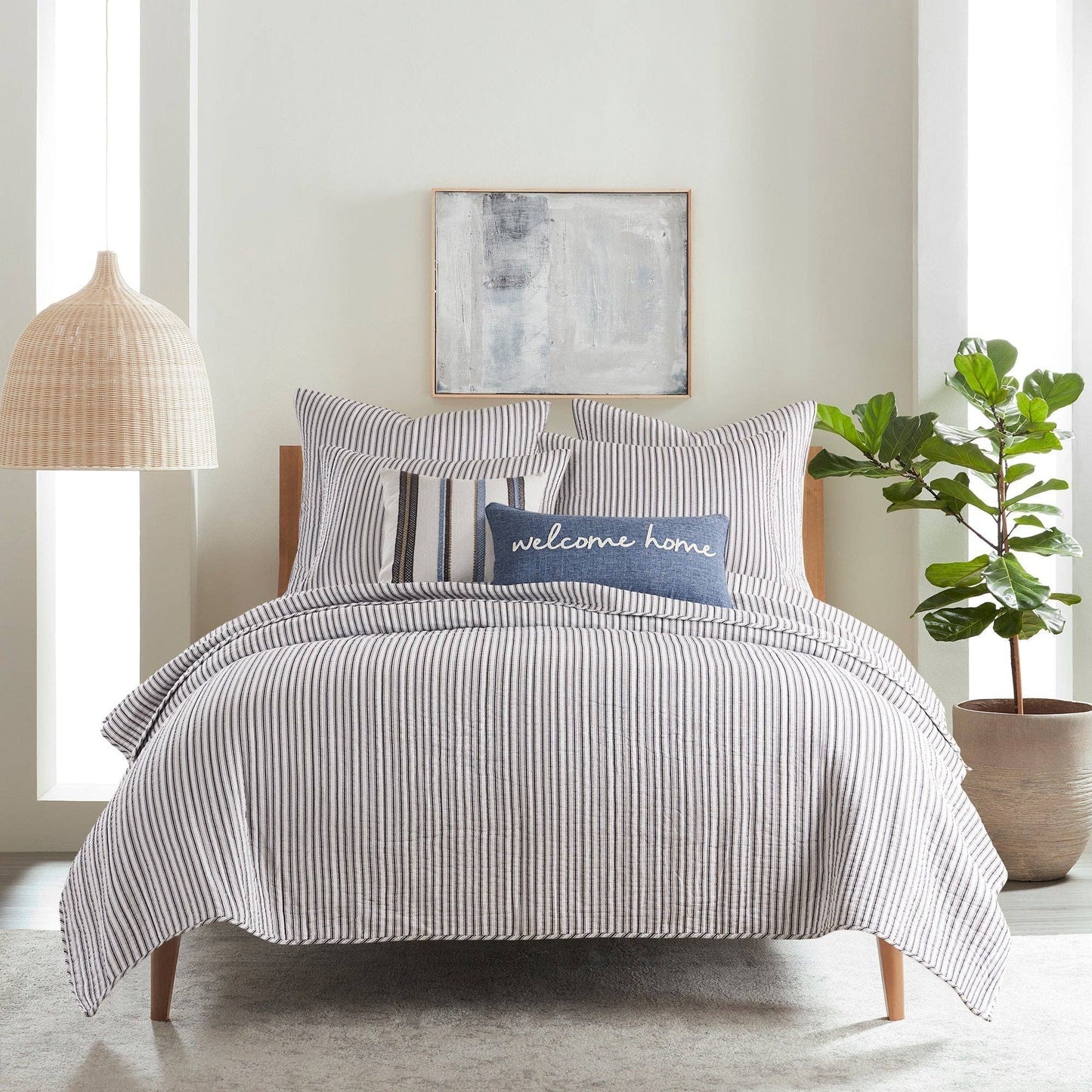 Tobago Stripe Quilt Set: Taupe / King/Cal King
