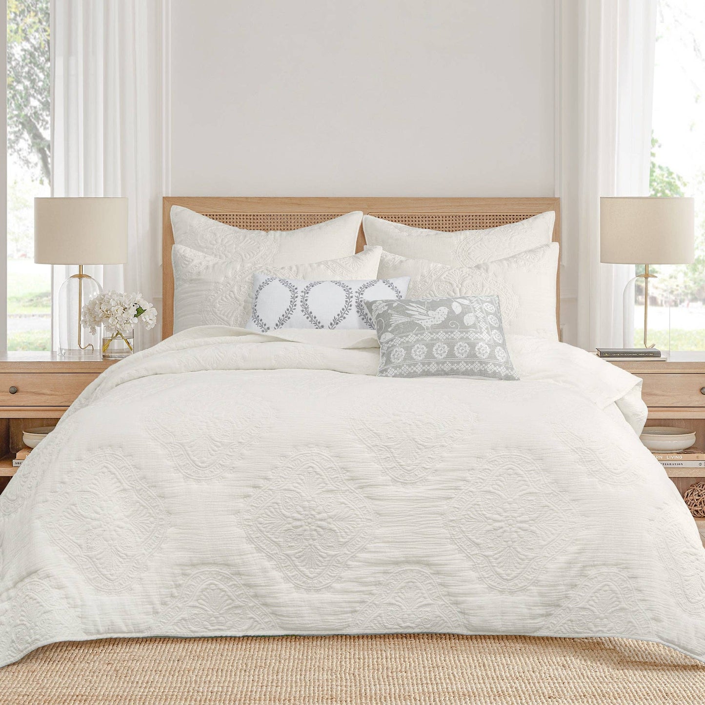 Muslin Stitch Quilt Set: White