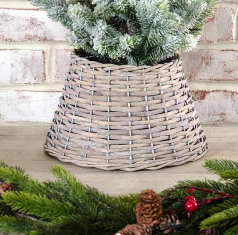 Mini Willow Tree Skirt - 9.8"