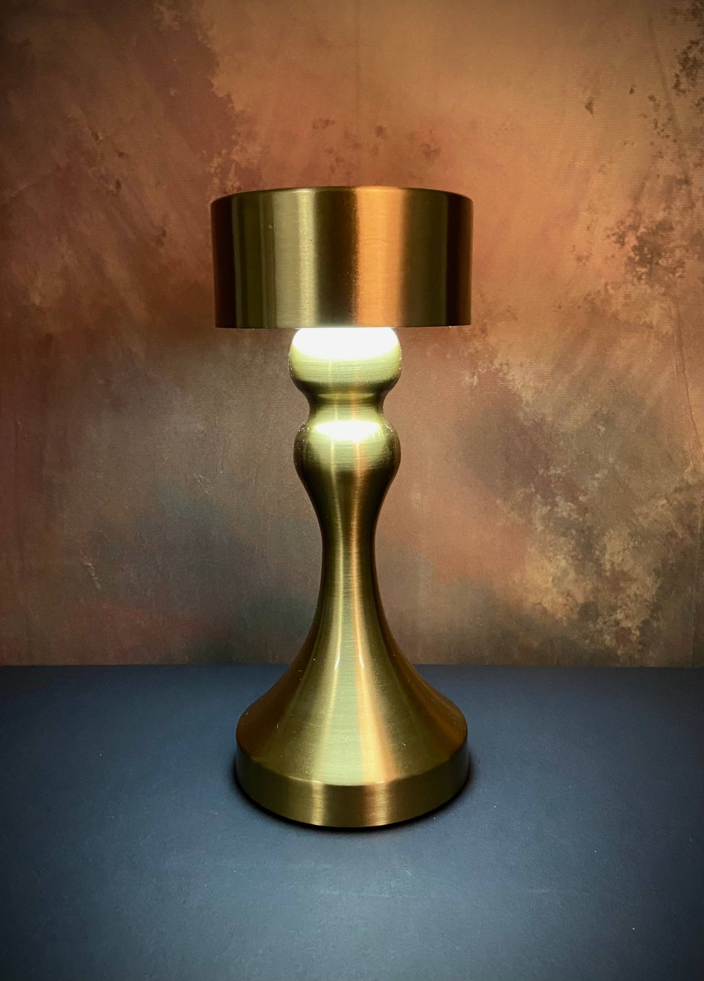 GALA MINI BOOKCASE LAMP, GOLD
