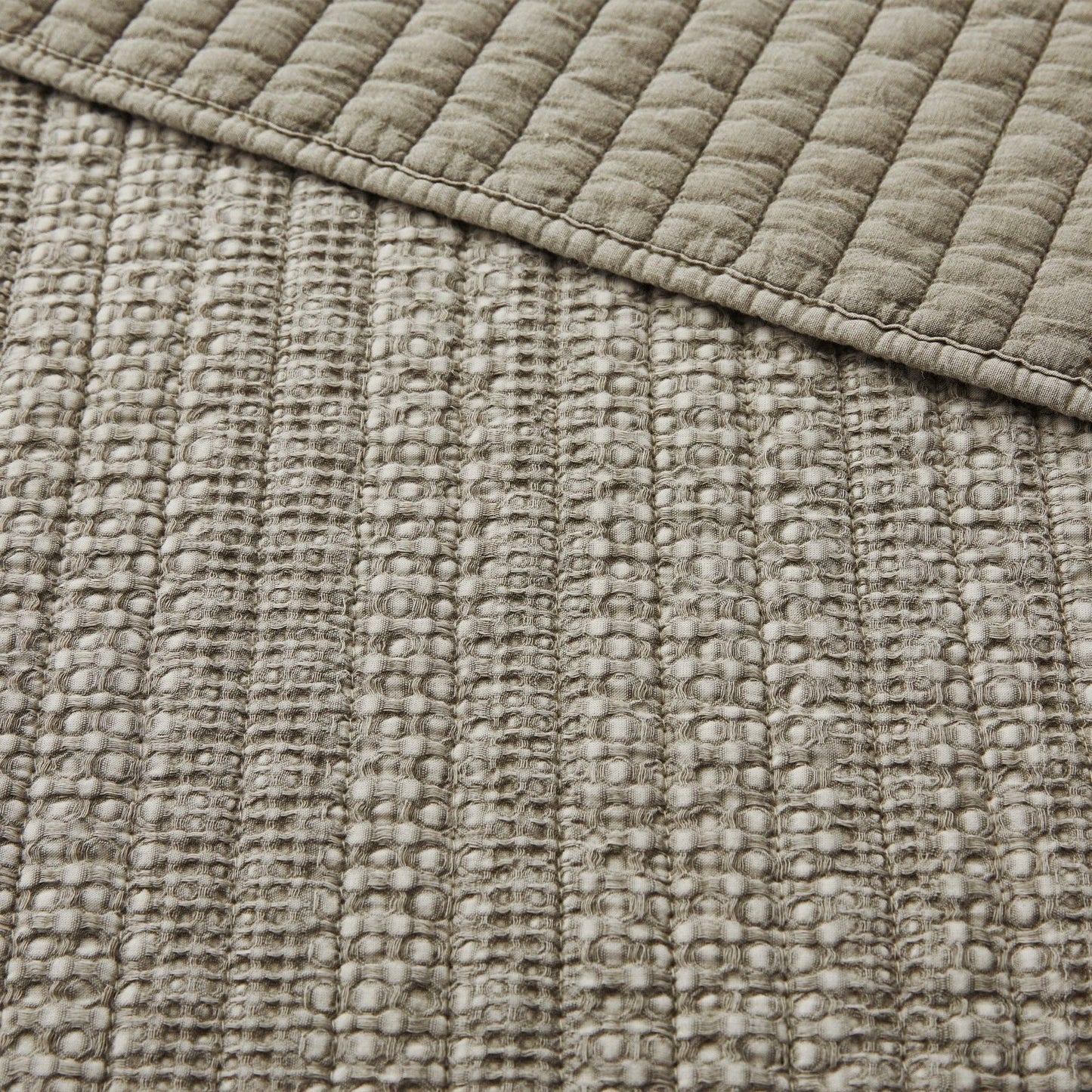 Loden Quilt Set: Taupe / Full/Queen