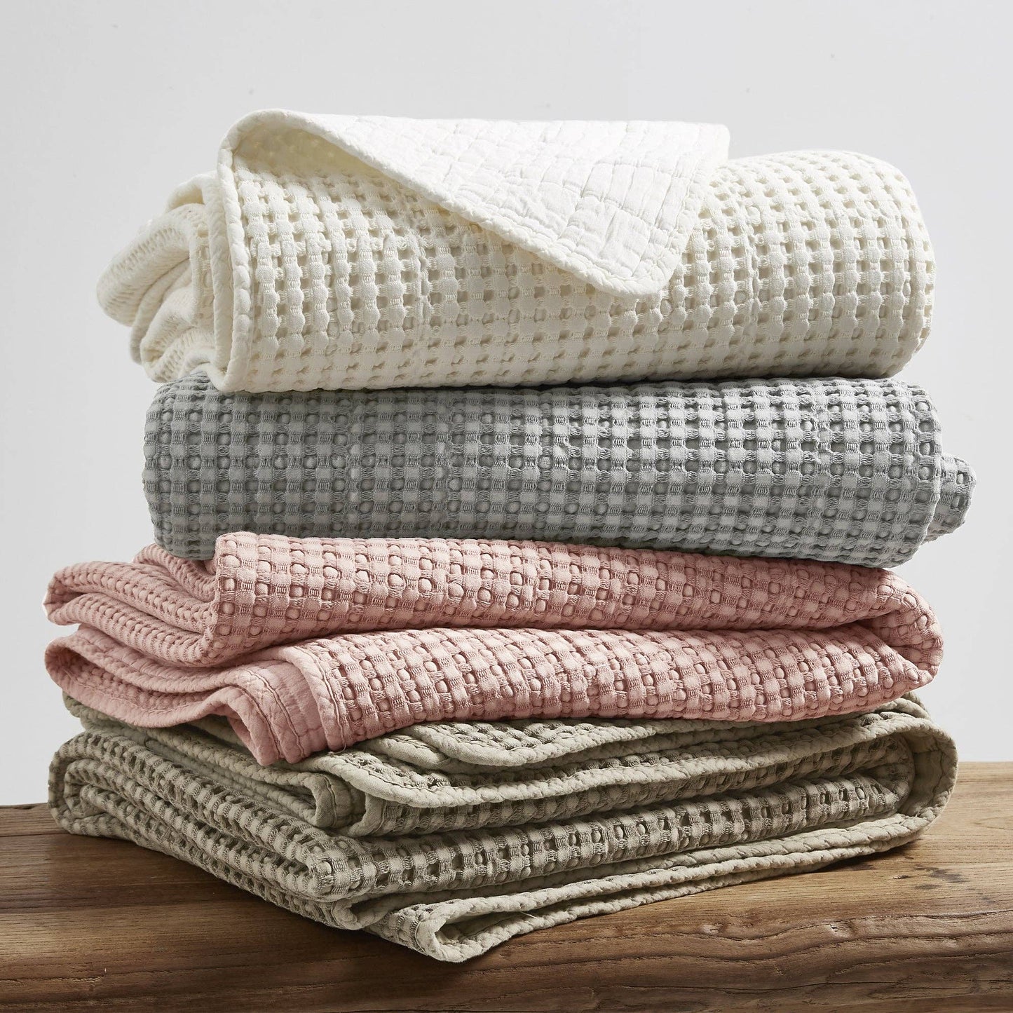 Mills Waffle Quilt Set: Taupe