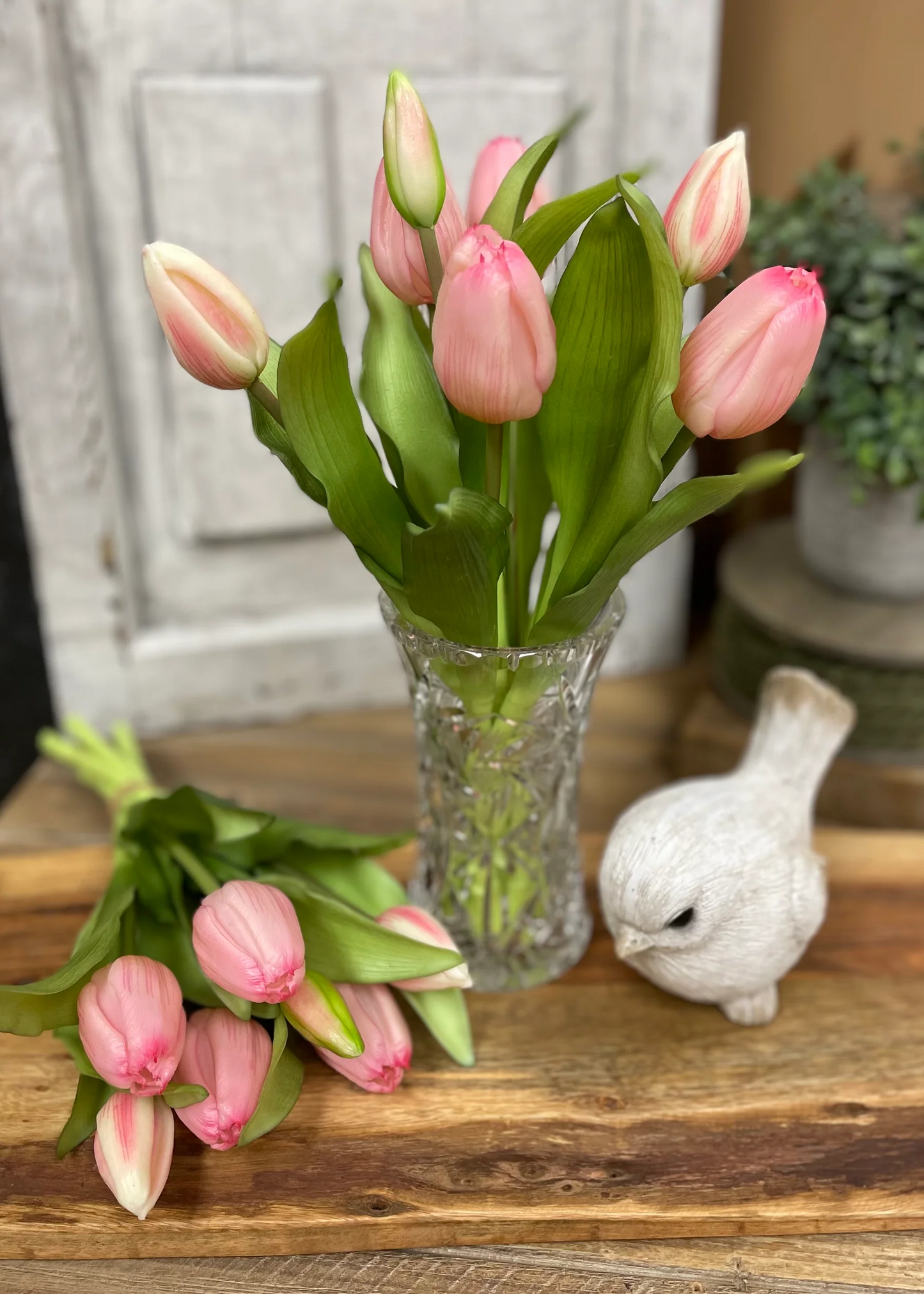12" Fresh Touch Pink Formosa Tulip Bundle