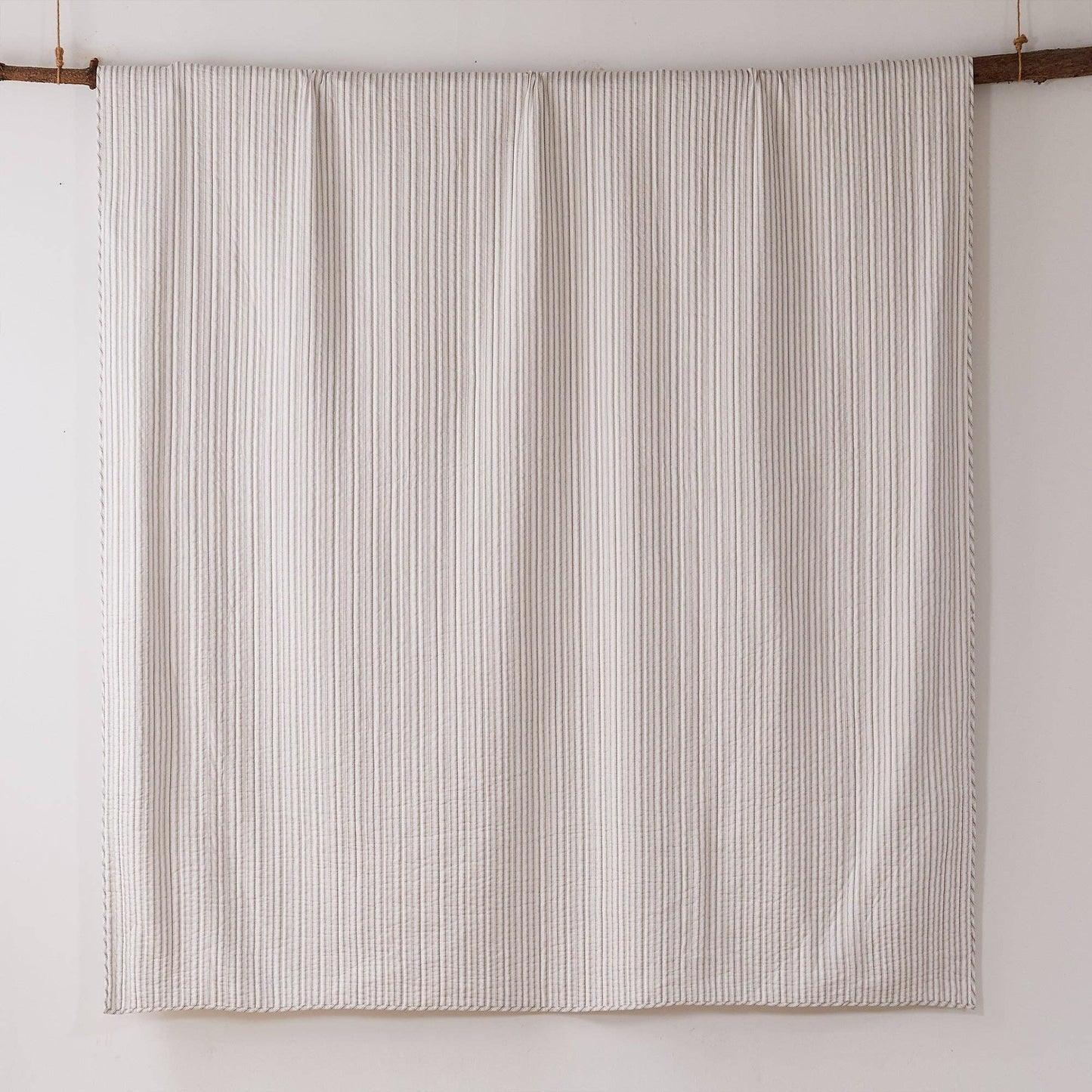Tobago Stripe Quilt Set: Taupe / King/Cal King