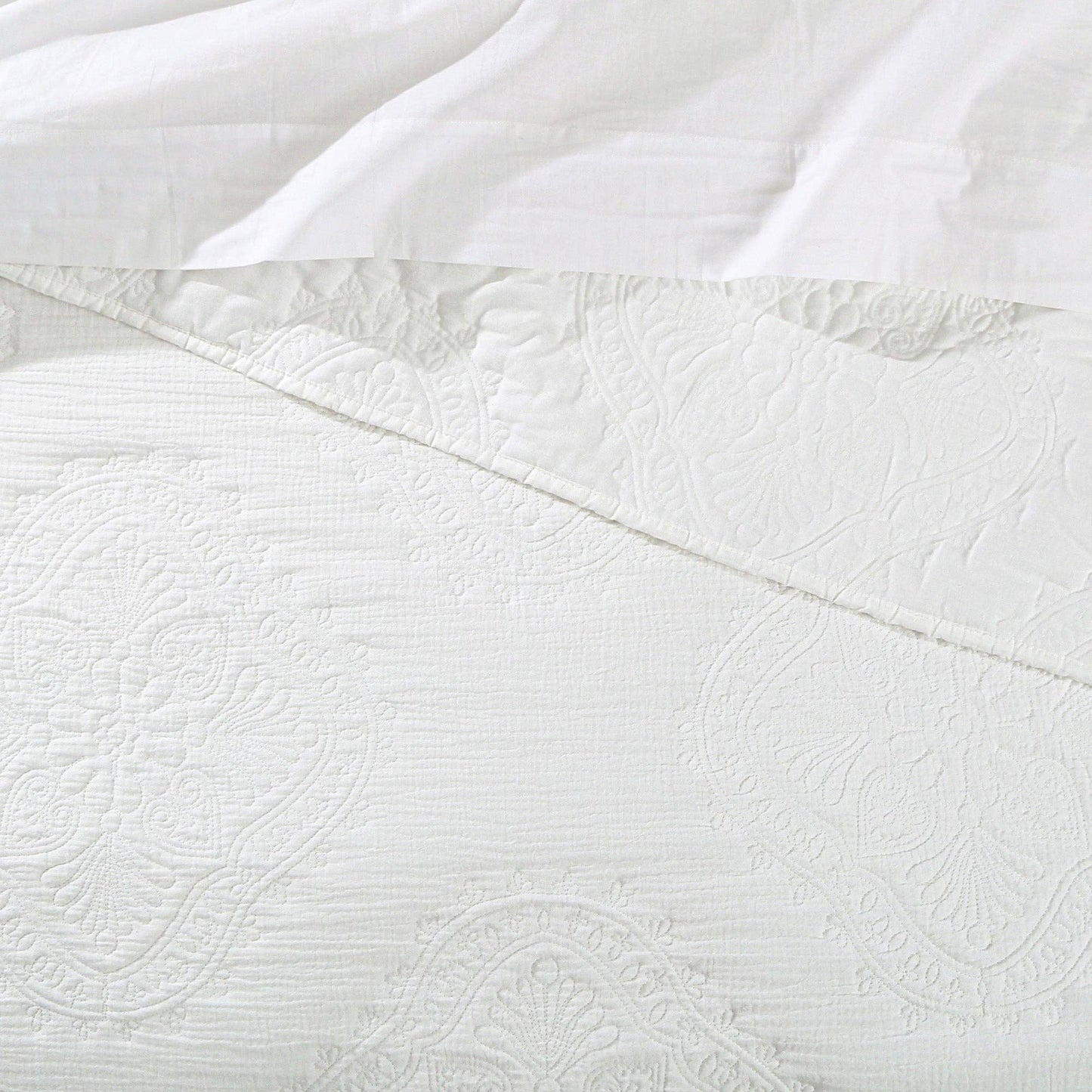 Muslin Stitch Quilt Set: White