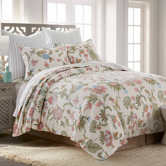 Chantae Quilt Set