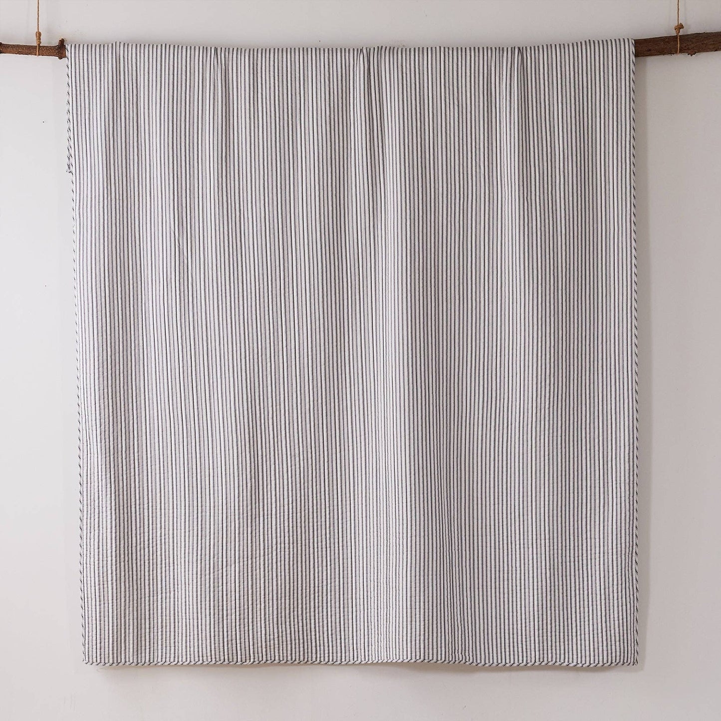 Tobago Stripe Quilt Set: Taupe / King/Cal King