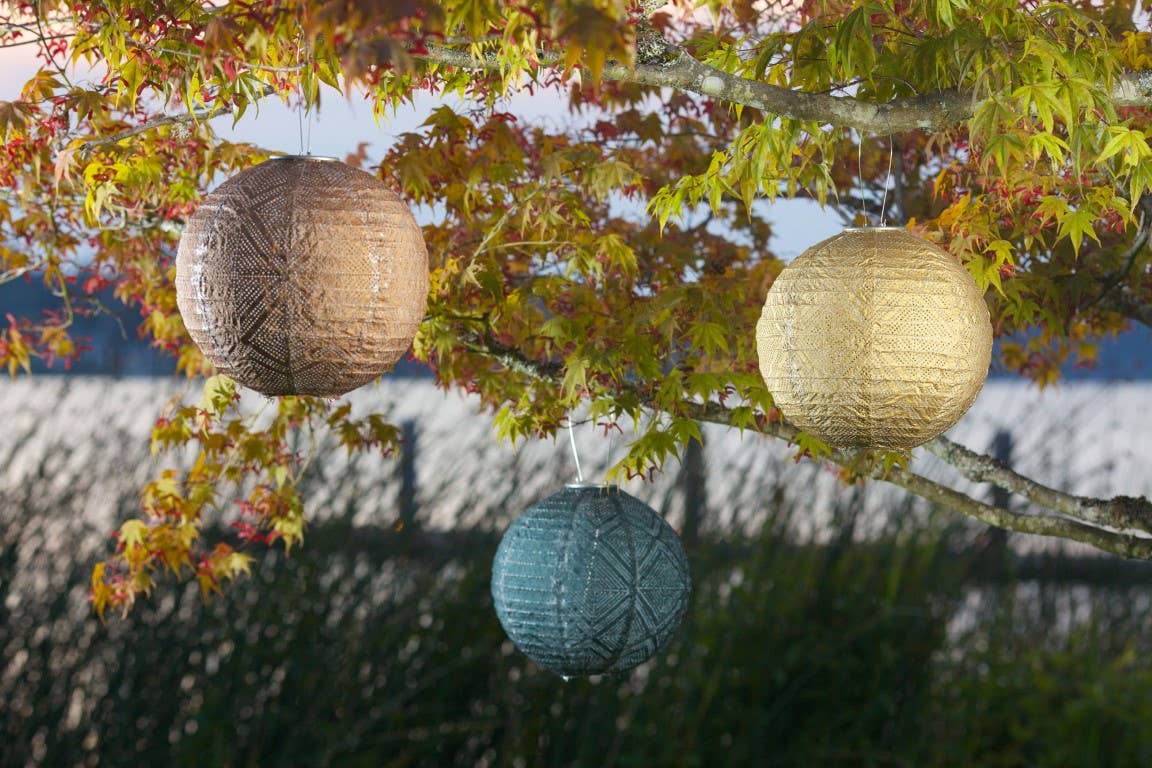 Stella Market 12" Globe Solar Lantern - Ink
