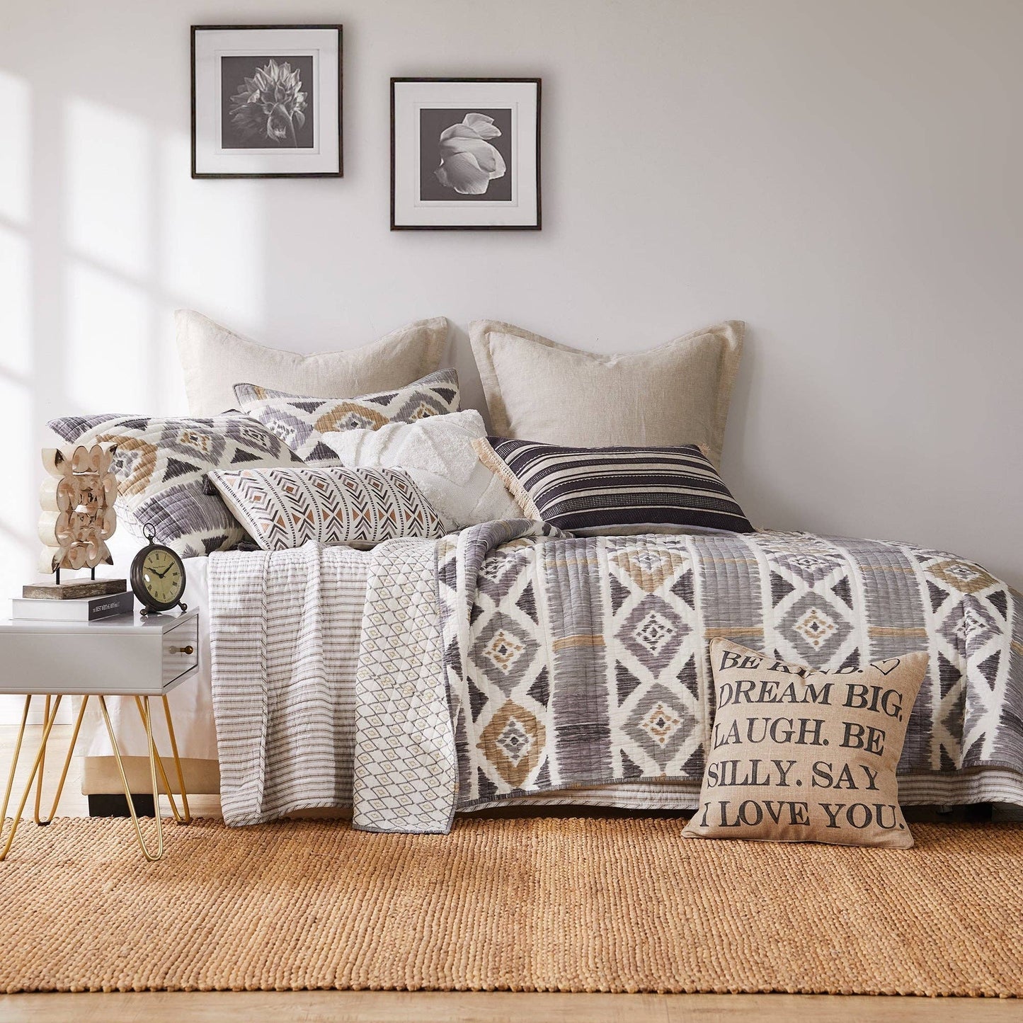 Tobago Stripe Quilt Set: Taupe / King/Cal King