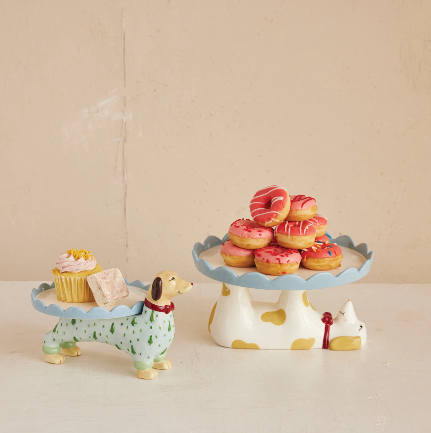 Stoneware Scalloped Cake Stand - L