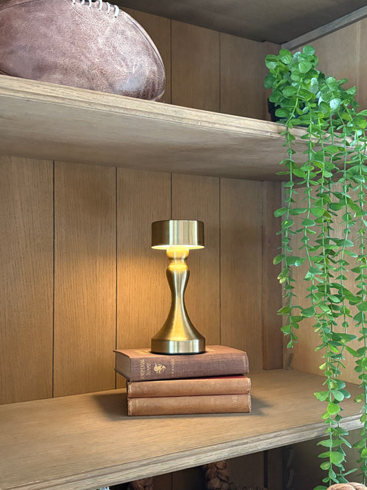 GALA MINI BOOKCASE LAMP, GOLD