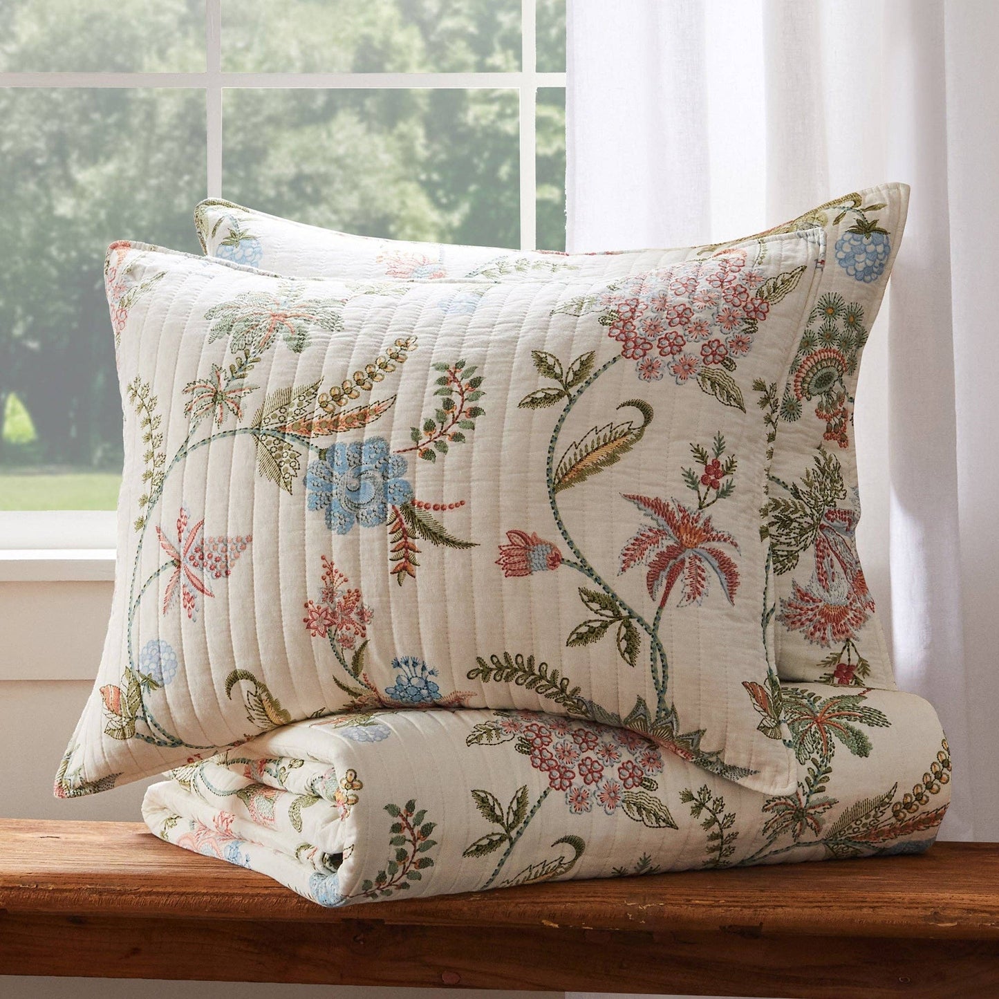 Chantae Quilt Set